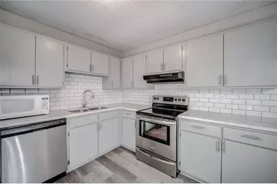 4084 Hidden Hollow Drive #B, Gainesville, GA 30506 - Photo 5