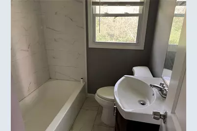 1331 Pine Avenue, Atlanta, GA 30344 - Photo 7