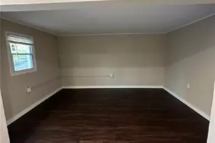 1331 Pine Ave, Atlanta, GA 30344 - Photo 11