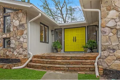 5129 Stratham Drive, Dunwoody, GA 30338 - Photo 5