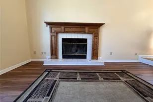 9491 Lakeview Ct, Douglasville, GA 30135 - Photo 3