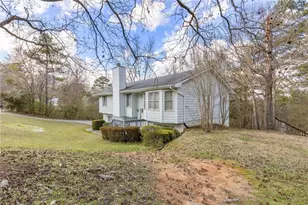 2203 Clarendon Ct NE, Conyers, GA 30012 - Photo 13