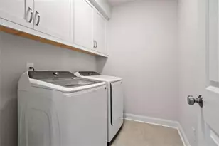 491 Pearl St, Cumming, GA 30040 - Photo 9