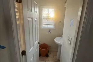 1885 Lakewood Ave SE, Atlanta, GA 30315 - Photo 19