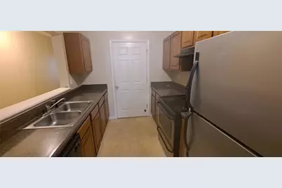 8304 Fairington Ridge Circle, Lithonia, GA 30038 - Photo 7