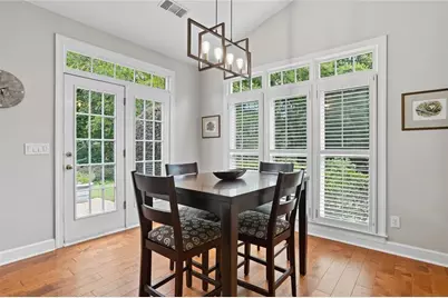 5335 Briarleigh Close, Dunwoody, GA 30338 - Photo 11