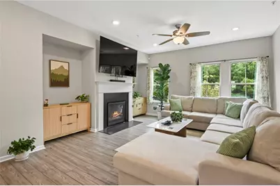 743 Brecklin Ln, Woodstock, GA 30188 - Photo 3