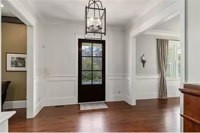 750 E Powderhorn Road, Atlanta, GA 30342 - Photo 11