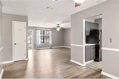 5328 Biffle Down Road, Stone Mountain, GA 30088 - Photo 9