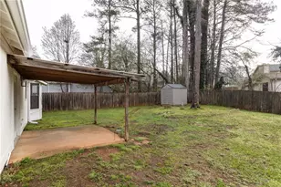 5328 Biffle Down Rd, Stone Mountain, GA 30088 - Photo 21