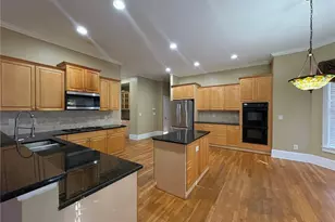 5930 Abbotts Run Tr, Duluth, GA 30097 - Photo 5