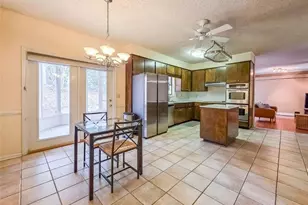 5161 Willow Point Pkwy, Marietta, GA 30068 - Photo 3