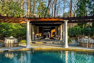 660 W Conway Dr NW, Atlanta, GA 30327 - Photo 15