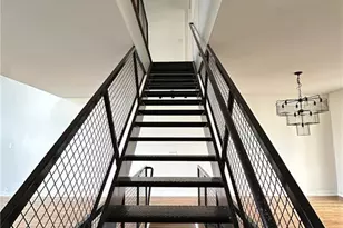 1345 Stirling Ct, Atlanta, GA 30318 - Photo 17