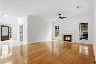 265 Marchand Ct, Atlanta, GA 30328 - Photo 13