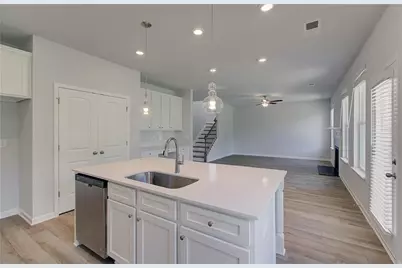 306 Arnewood Circle, McDonough, GA 30253 - Photo 9