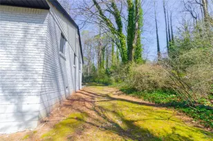 4324 Greenleaf Ln, Forest Park, GA 30297 - Photo 13