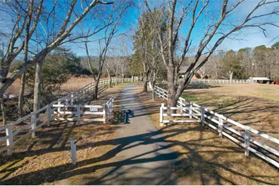 101 E Macedonia Church Road E, Oxford, GA 30054 - Photo 5