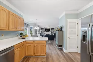 974 Laurel Springs Ln SW, Marietta, GA 30064 - Photo 33