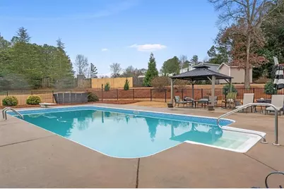 137 Central Heights Drive, Carrollton, GA 30116 - Photo 5