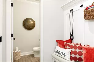 850 Leraes Way, Loganville, GA 30052 - Photo 17