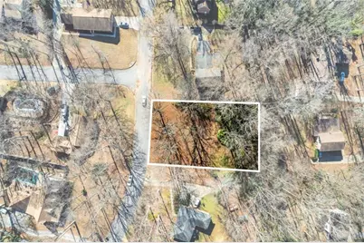 8295 Yale Drive, Jonesboro, GA 30236 - Photo 11