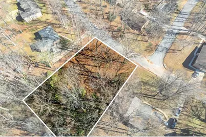 8295 Yale Drive, Jonesboro, GA 30236 - Photo 3