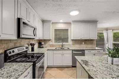 1195 Vineyard Drive, Conyers, GA 30013 - Photo 13