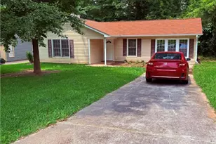 6103 Chaseland Dr, Rex, GA 30273 - Photo 1