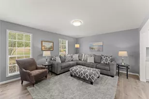 2878 Clearbrook Dr NE, Marietta, GA 30068 - Photo 3