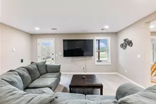 8629 Drake Dr, Lula, GA 30554 - Photo 41