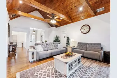 8629 Drake Drive, Lula, GA 30554 - Photo 7