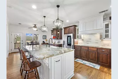 8629 Drake Drive, Lula, GA 30554 - Photo 13