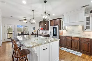 8629 Drake Dr, Lula, GA 30554 - Photo 13