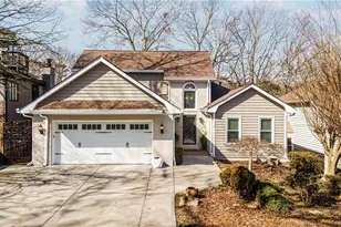 10120 Kinross Rd, Roswell, GA 30076 - Photo 1