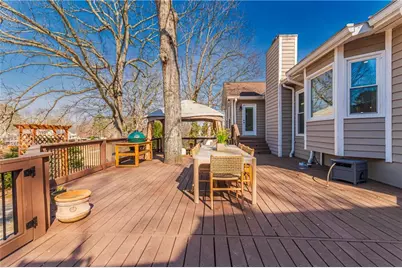 10120 Kinross Road, Roswell, GA 30076 - Photo 29
