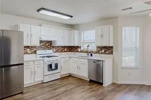 26 Springbottom Dr, Lawrenceville, GA 30046 - Photo 13