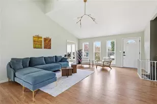 2560 Blakely Ct, Marietta, GA 30066 - Photo 3