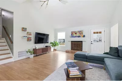 2560 Blakely Court, Marietta, GA 30066 - Photo 5