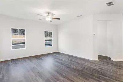 405 Whitehorse Way #40, Conyers, GA 30094 - Photo 5