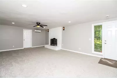 2362 Macon Drive SW, Atlanta, GA 30315 - Photo 13