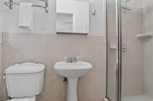 2560 Skyland Trail NE, Brookhaven, GA 30319 - Photo 13