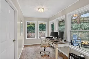 2560 Skyland Trail NE, Brookhaven, GA 30319 - Photo 9