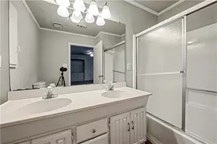 2008 Shalimar Dr NE, Atlanta, GA 30345 - Photo 17