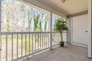 6034 Coventry Cir, Alpharetta, GA 30004 - Photo 17