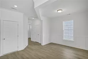 196 Trace Blf, Dawsonville, GA 30534 - Photo 3