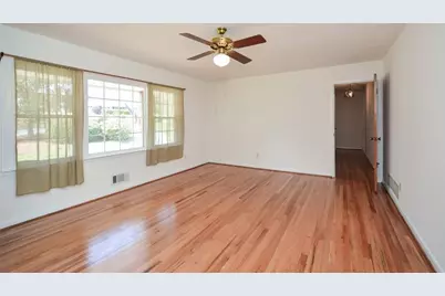 18 Old Farm Road, Marietta, GA 30068 - Photo 7