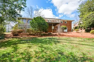 18 Old Farm Rd, Marietta, GA 30068 - Photo 59