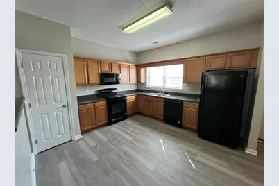 11324 Michelle Way, Hampton, GA 30228 - Photo 3