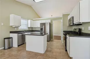 3350 Hampton Trace Ct, Buford, GA 30519 - Photo 17